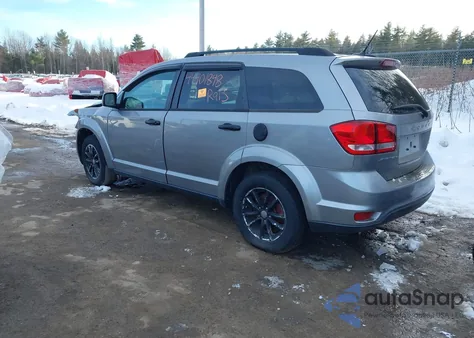 2016 Dodge Journey Sxt z USA, uszkodzony, nr VIN 3C4PDCBB9GT174780